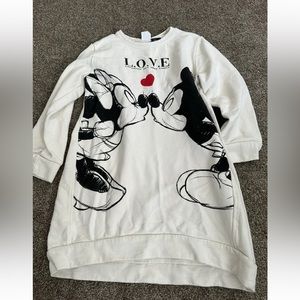 Girls Valentines Day Zara Tunic Sweater Dress Size 9 Disney Design Mickey Minnie